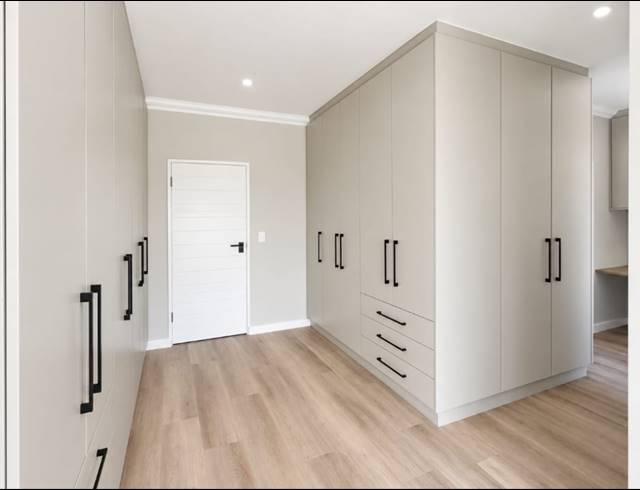 4 BEDROOM FREESTANDING FOR SALE IN SANDOWN